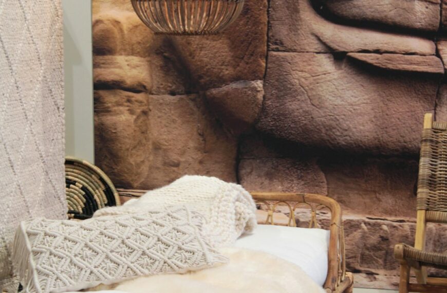 Bohemian Rhapsody 2.0: A Modern Twist on Free-Spirited Style